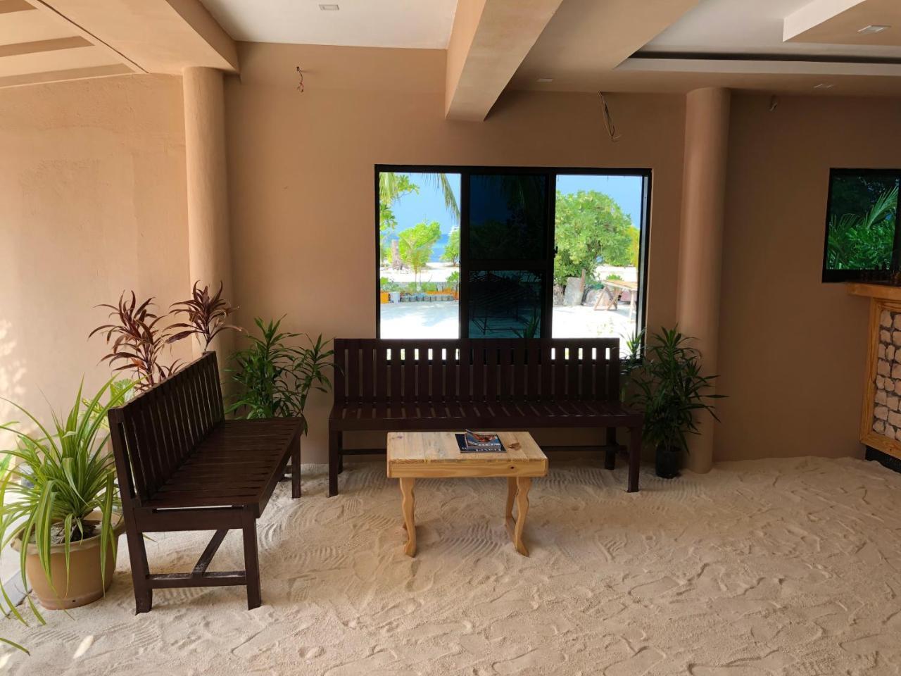 Island Cottage Maafushi Exteriör bild